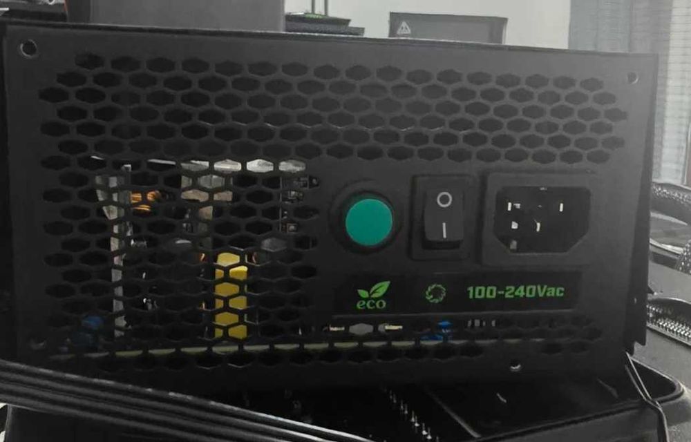 Vand sursa 800W 80 plus bronze