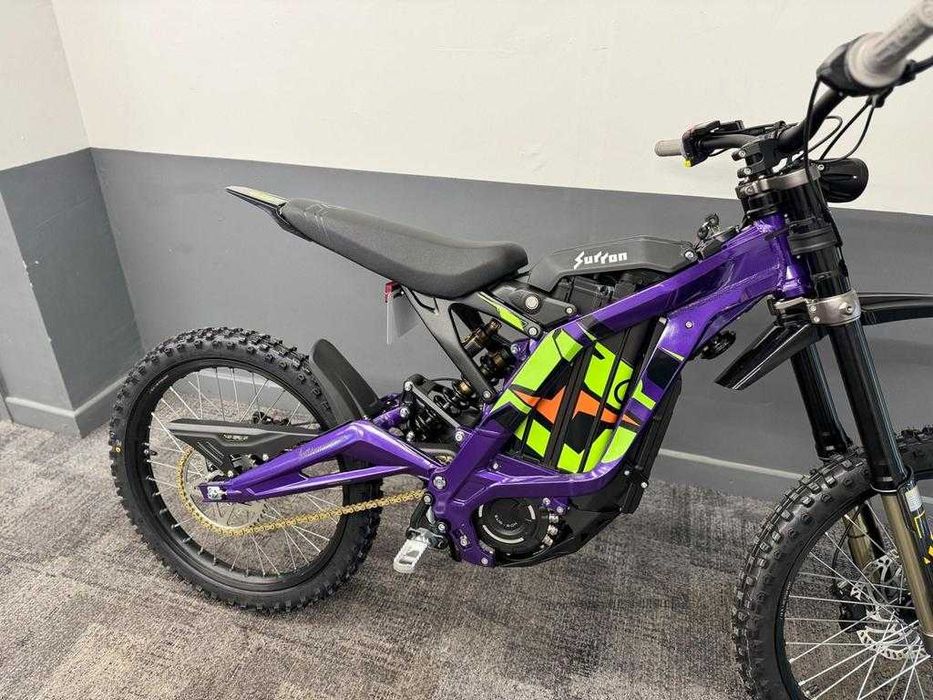 Продавам електрически мотоциклет Surron Light Bee X