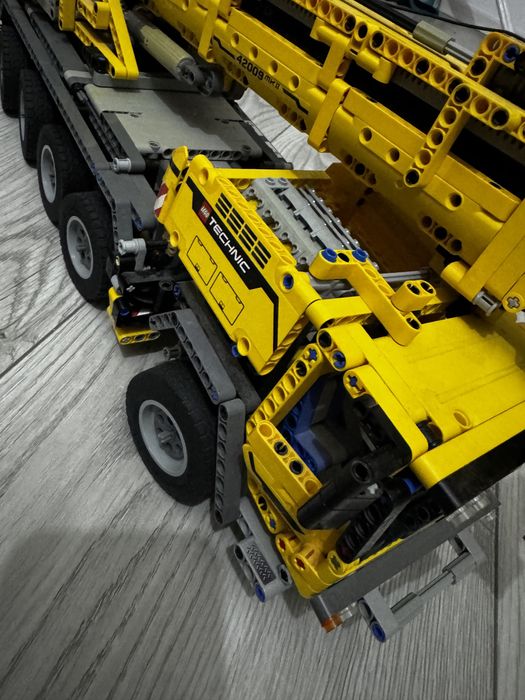 Lego 42009-1 Mobile Crane Mk II