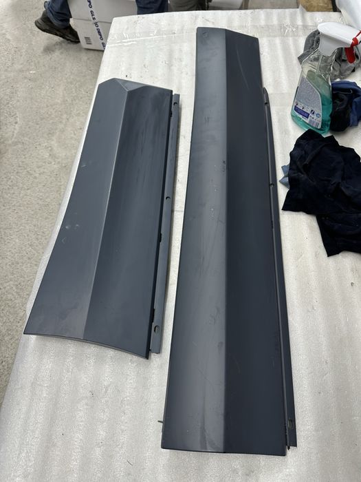 Bandouri uși stânga față spate vw tiguan 2.5na.cod:5na854939.ah.