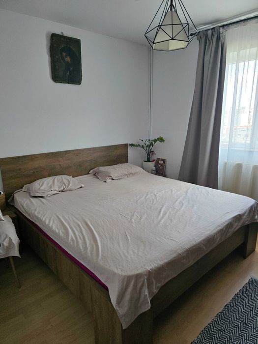 Pat gama Vedde jisk 180x200 si doua noptiere
