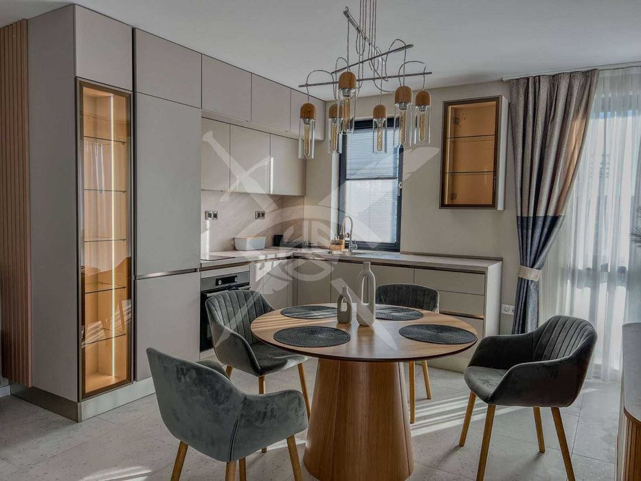 Дава се под наем Тристаен апартамент в Пловдив, Остромила - 90 кв.м за 847.62 € - Снимка #2