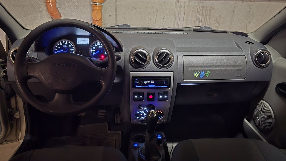Dacia Logan 1.4 MPI (2006) • AC • 145.100 km Real