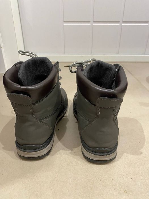 Осенние ботинки женские