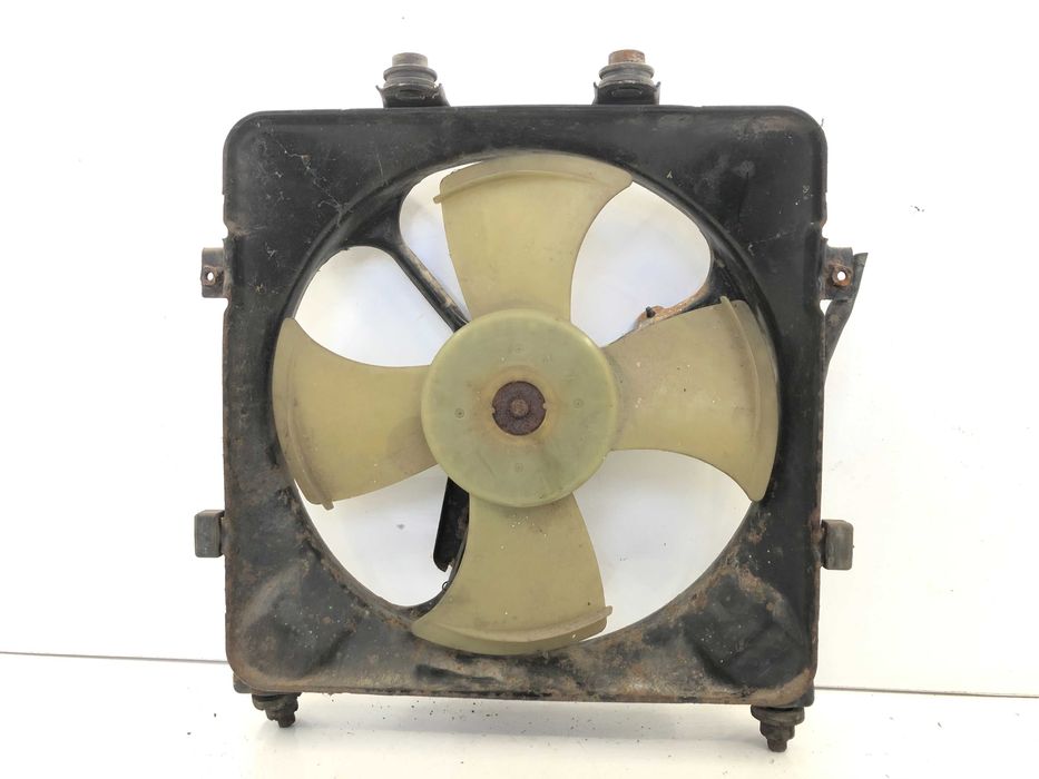 Перка охлаждане воден радиатор от Honda civic 6 D16B2 1997г