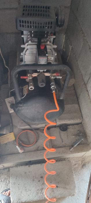 Karcher aparat sotiladi   pilesos kampirisor suxooy tuman aparat pina
