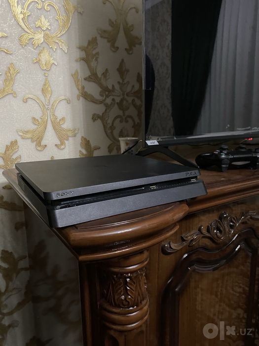 PS4 slim IDEAL.