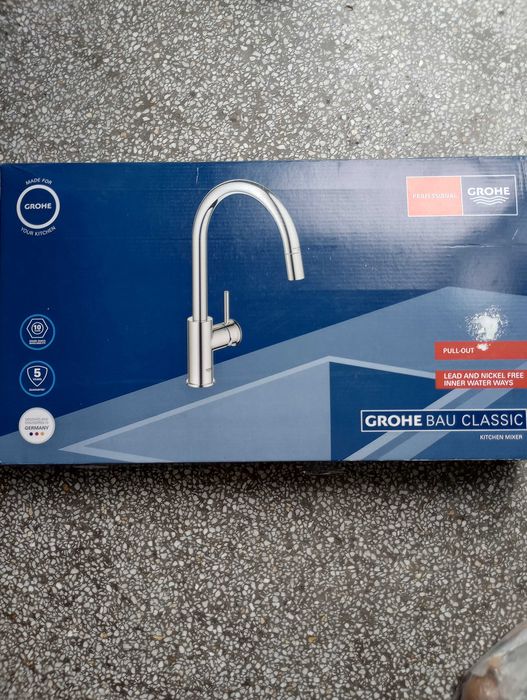 Смесител с издърпващ чучур Grohe Bau Classic