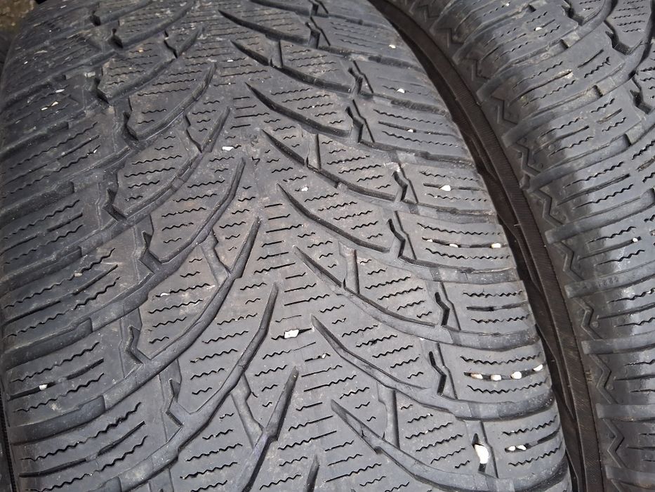 255 60 18 NOKIAN 4броя зимни дот 2022г