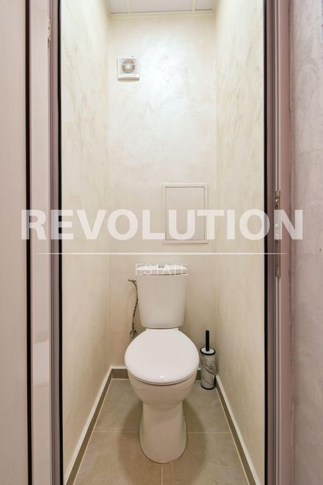 Двустаен апартамент в ж.к. Дружба 1.