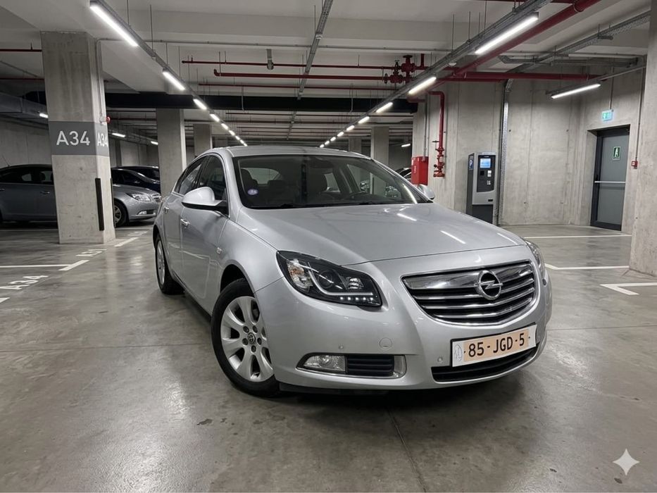 Opel insignia 1.6 benzina 6 trepte euro 5,model 2010, pos rate