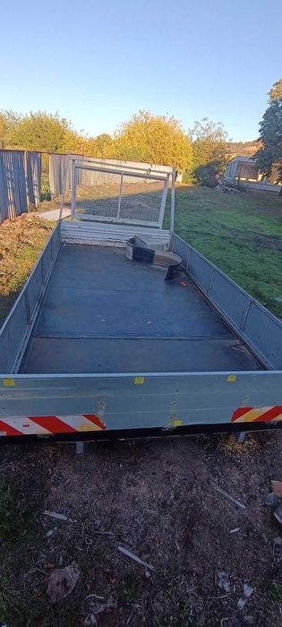 Каросерия за камион до 3.5т