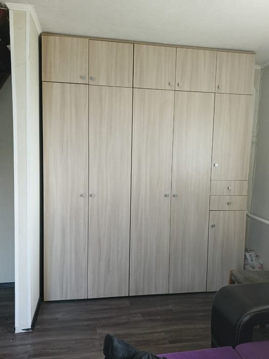Продам шкаф прихожая
