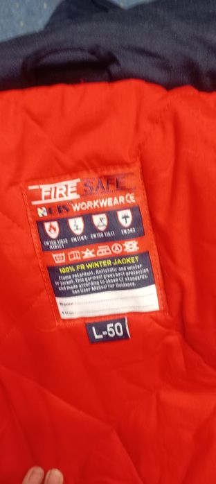 Продам комбенизон и бушлат