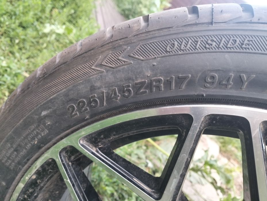 Продам диски с шинами