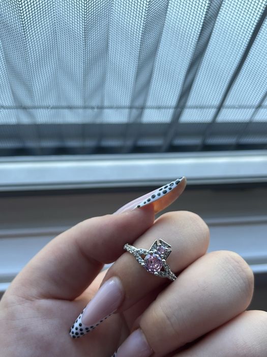 Inel Vivienne Westwood cu piatra roz