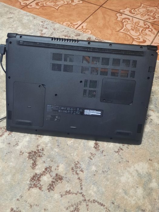 Acer A315 -53  Intel Core I3 gen 7 Rami 8Gb DDR4