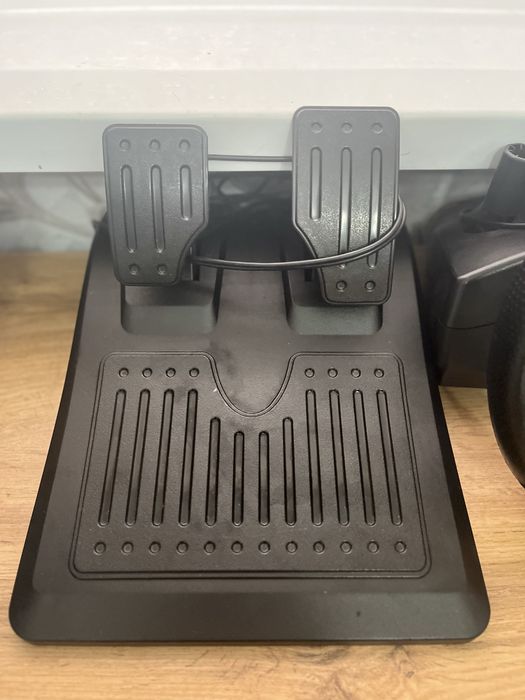 Продаю игровой руль модель ARTPLAY