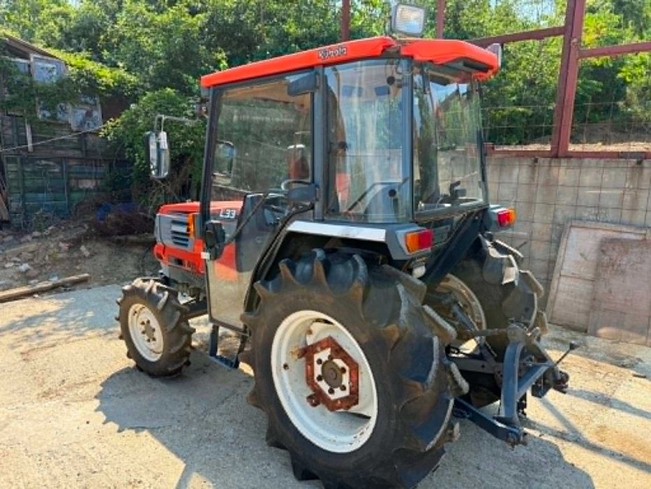 Трактор KUBOTA L33 4x4