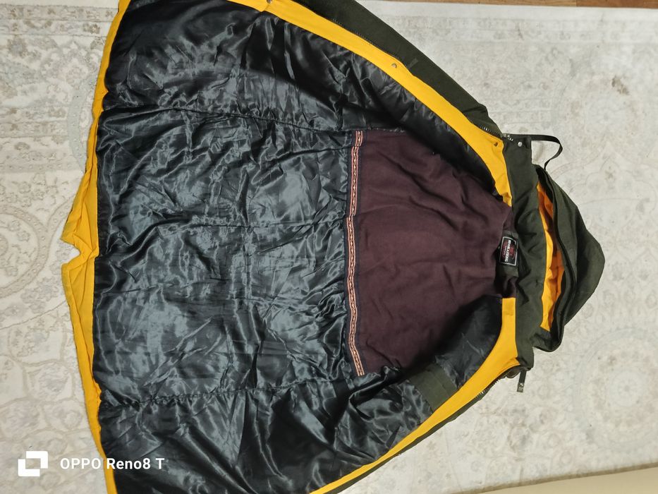 Продам пуховик на подростка!!!