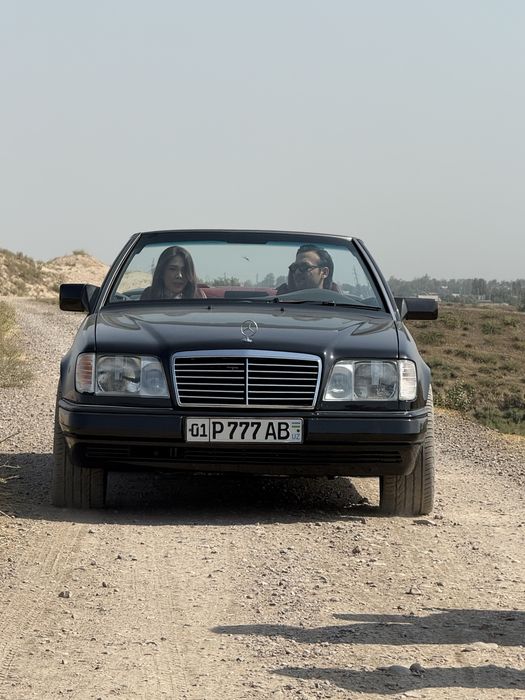 Mercedes- benz w-124 kabriolet Klip va roliklar uchun xizmatda