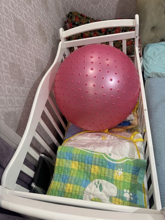 Продам манеж в хорошем сост