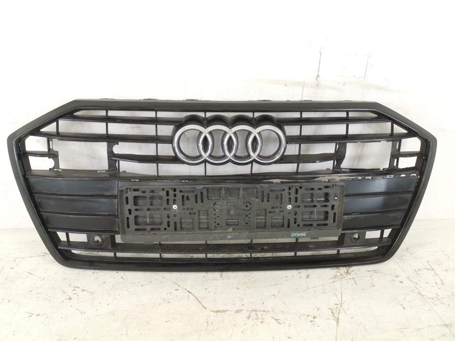 Радиаторна решетка Ауди А6 С8 / Audi A6 C8 [ - ] Оригинална Повредена