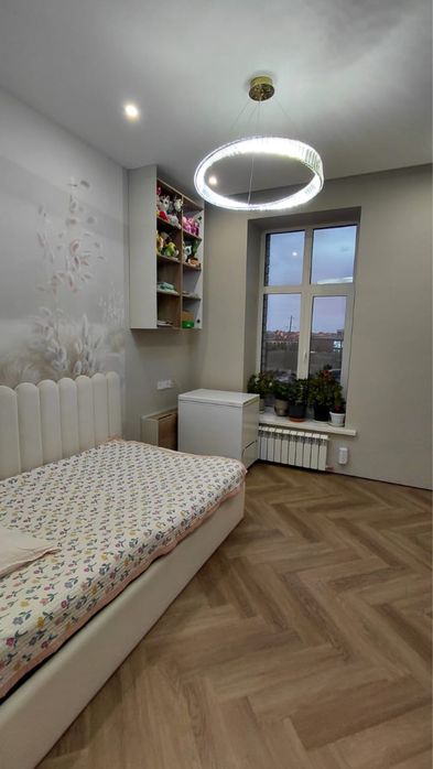 Продам просторную квартиру