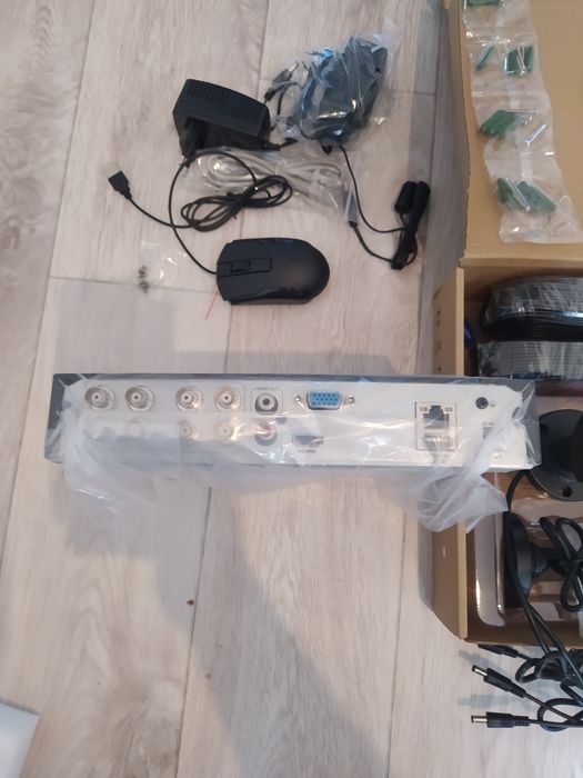 Комплект видеонаблюдения