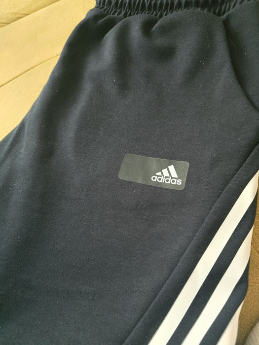 Adidas нов анцунг