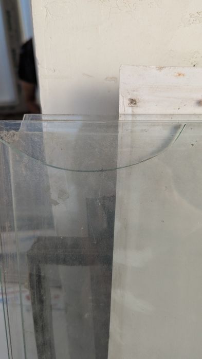 Отдам стекло бесплатно с самовывозом