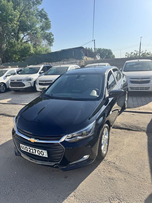 Chevrolet Onix 2024 — 2