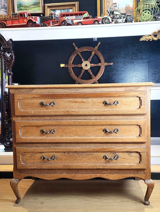 Голям скрин - Queen Anne