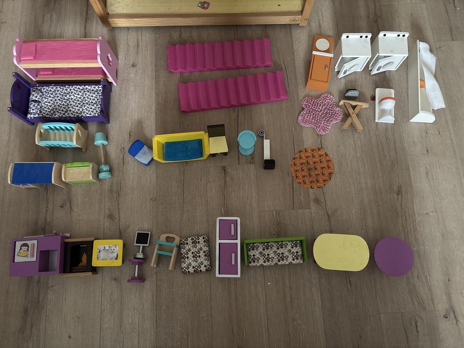 Домик для кукол,3 этажа