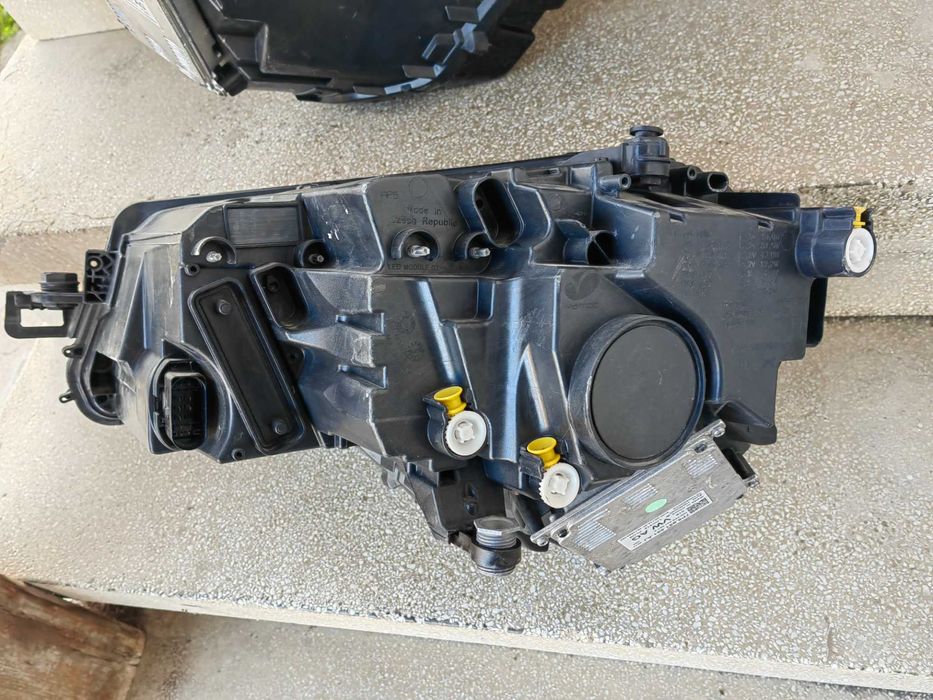 Фарове Skoda Karoq FULL LED/Фар Skoda Karoq оборудвани Оригинални