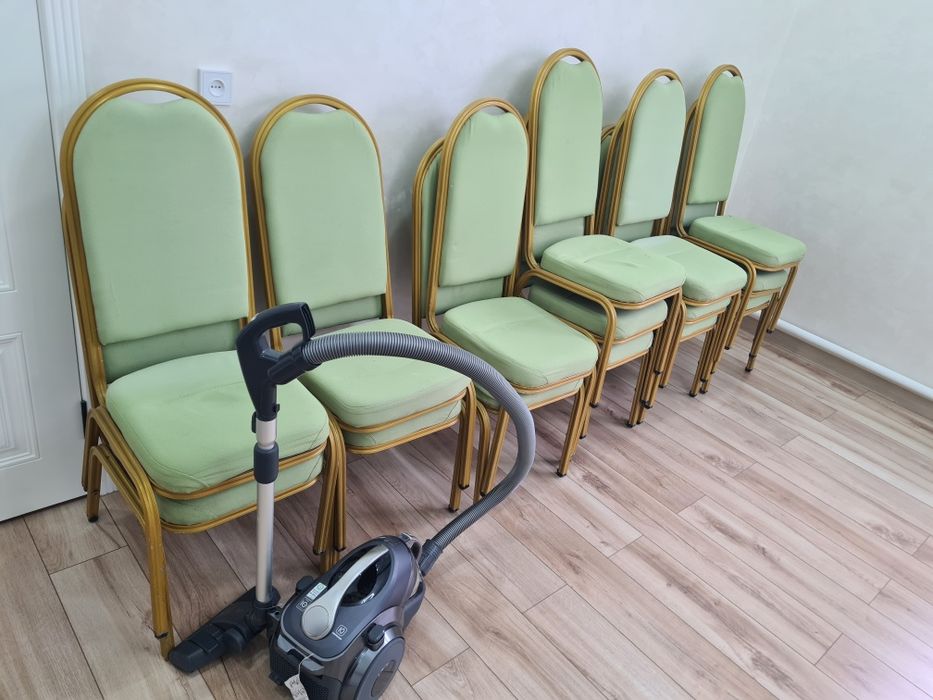 Продам Стулья 7000 тенге