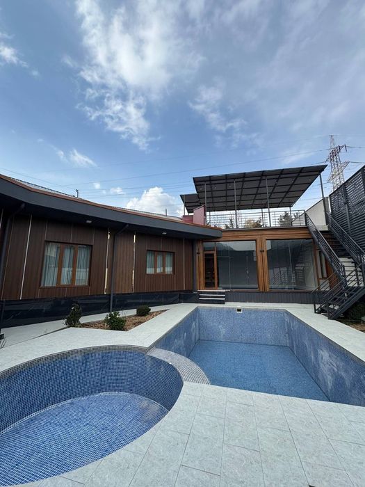 Sauna va Basseynli Hashamatli Villa  Glamour