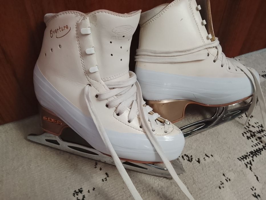 Продам коньки профессиональные