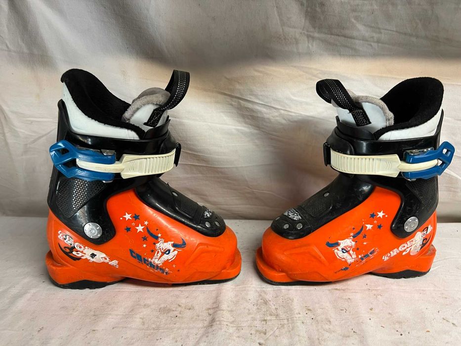 Clapari ski schi copii Tecnica marime EUR:26-27Mondo:16.5