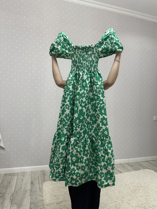 Футболка, платья, юбки