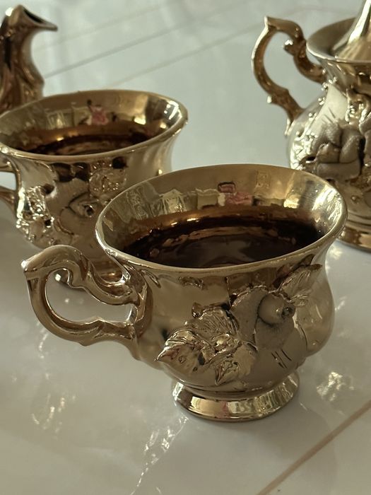 Сервиз чайный под золото