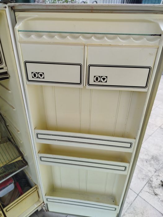 Продается холодильник Бирюса 6