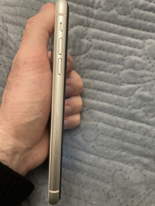 Продам айфон 11 128гб