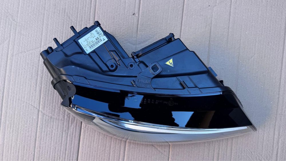 Far dreapta Audi A8/S8 D4 Full LedMATRIX an:2010-2014 Finantare Tbi