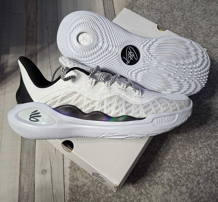 Under Armour model CURRY 11 WIND - mas EUR44/CM28/US10/UK9 - NOI