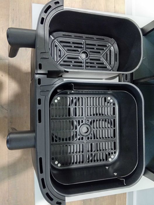 Фритюрник с горещ въздух Philips Airfryer Dual Basket 3000 Series с две отделни кошници и общ капацитет 9L.