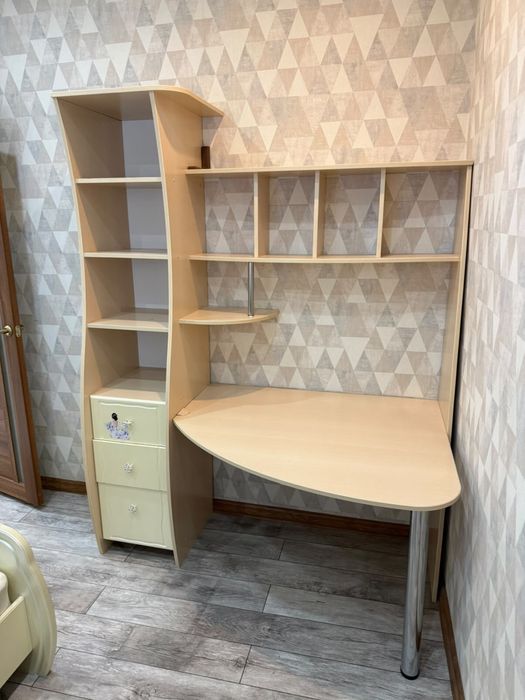 Срочно!!!Продам детскую кровать с матрасом