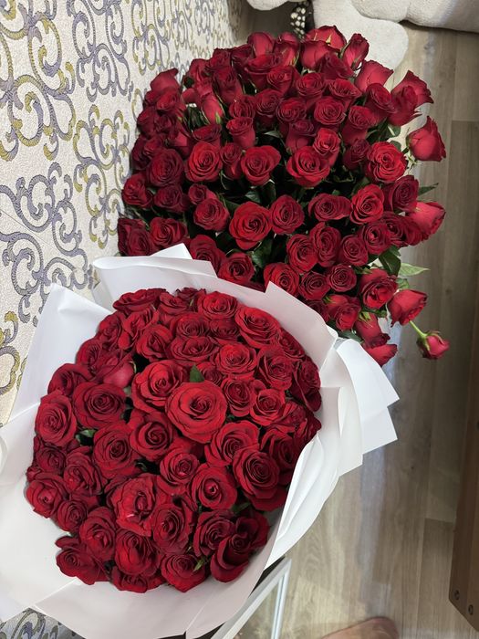 Цветы 101 красных роз