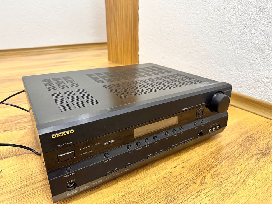 ONKYO AV Ресийвър TX-SR506