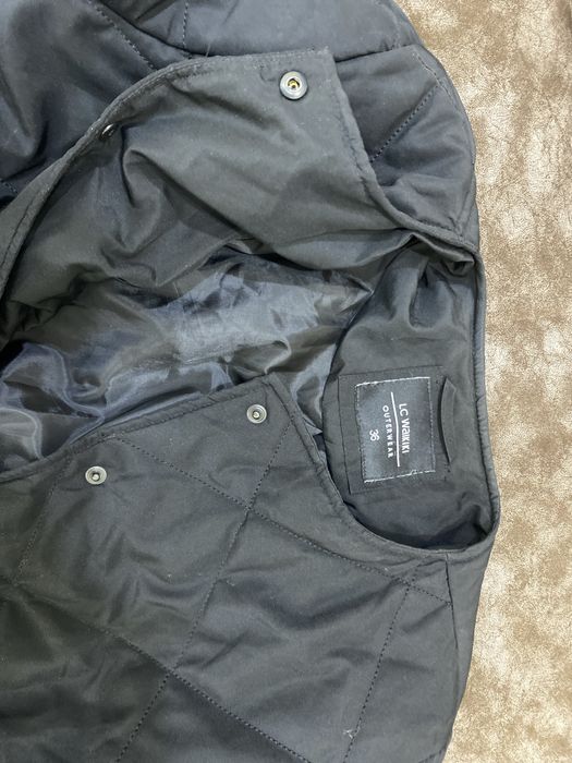 Легкая куртка ветровка